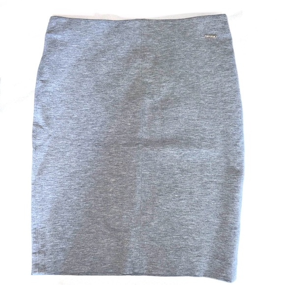 Tahari Dresses & Skirts - Tahari Gray Pencil Mini Skirt NWOT